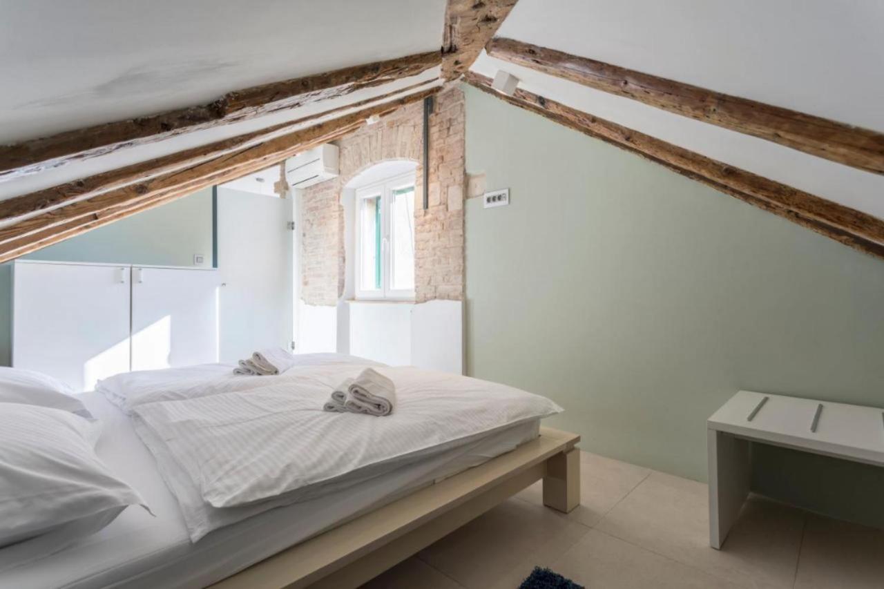 Apartament Ria In Diocletian Palace